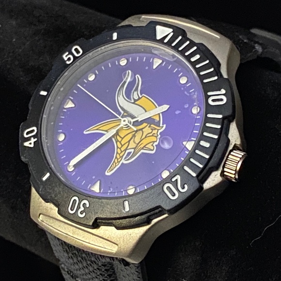 Nearly New Minnesota Vikings Agent Series Watch NFL - Picture 3 of 10